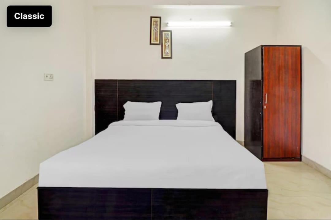 Hotel Olive Tree Agra  Buitenkant foto