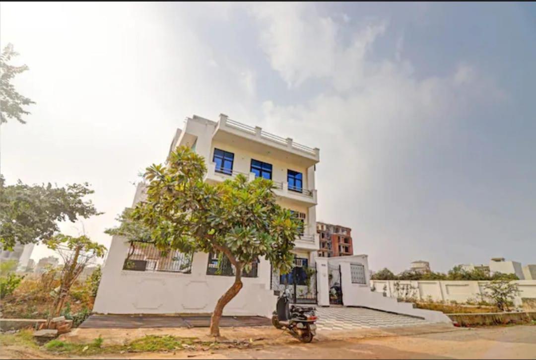 Hotel Olive Tree Agra  Buitenkant foto