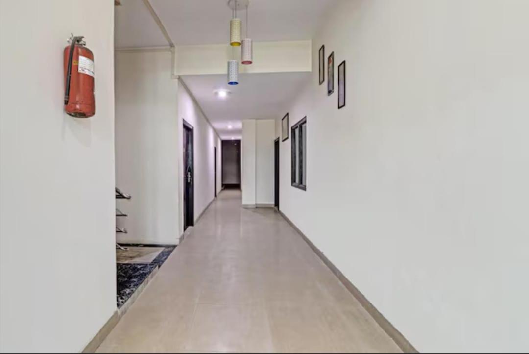 Hotel Olive Tree Agra  Buitenkant foto