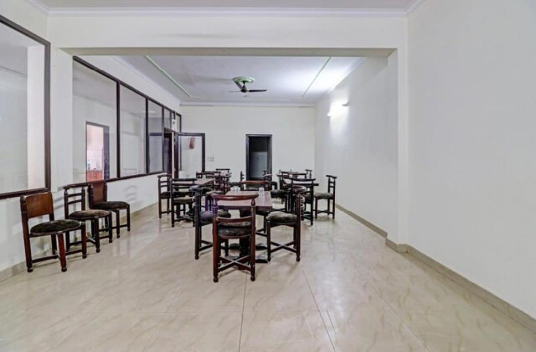Hotel Olive Tree Agra  Buitenkant foto